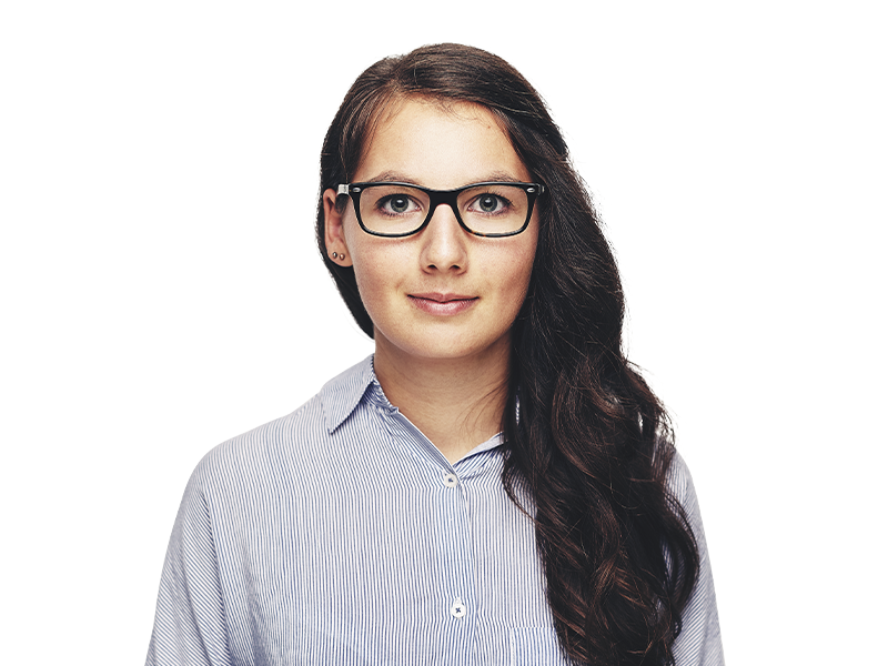 Portrait von Anna Gienger, SEO-Expertin der netzstrategen